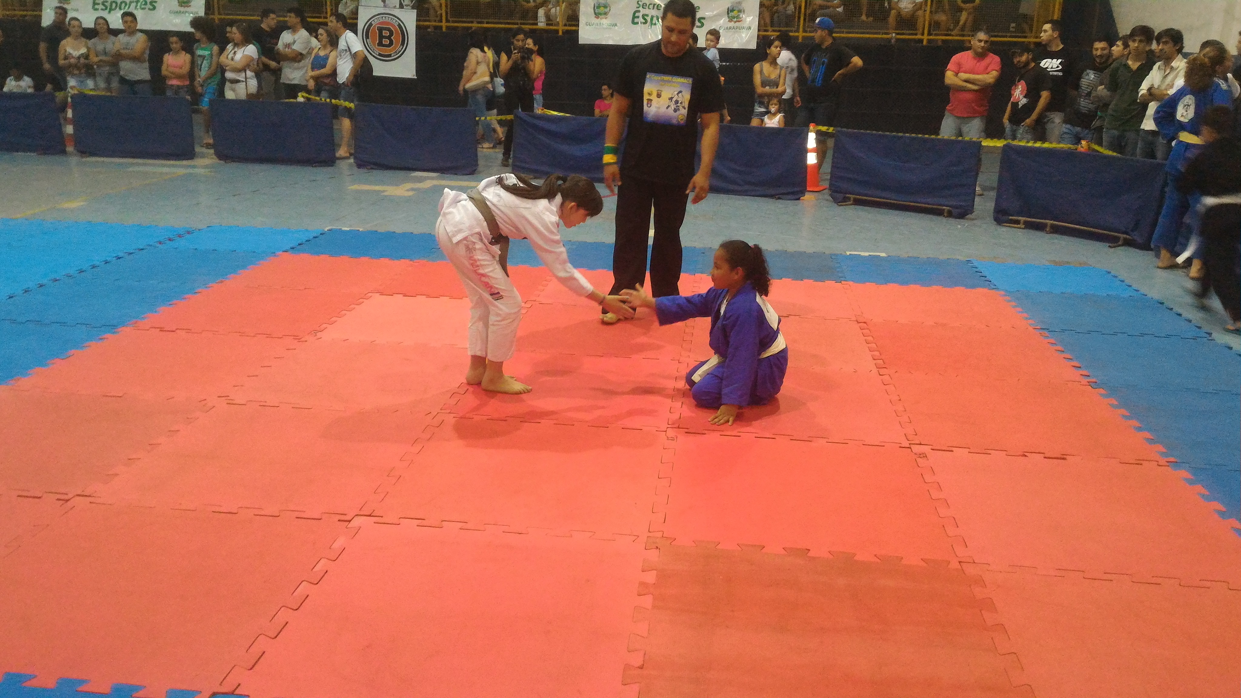 Crianças participam de campeonato de JiuJitsu « Instituto
